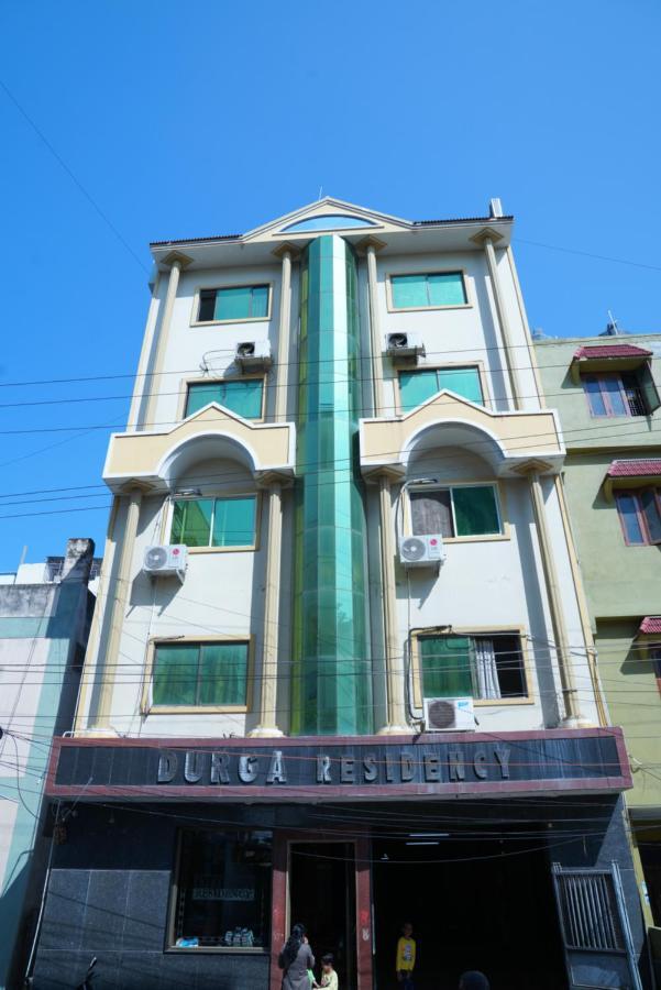 מלון טירופאטי Durga Residency מראה חיצוני תמונה