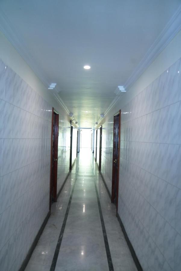 מלון טירופאטי Durga Residency מראה חיצוני תמונה