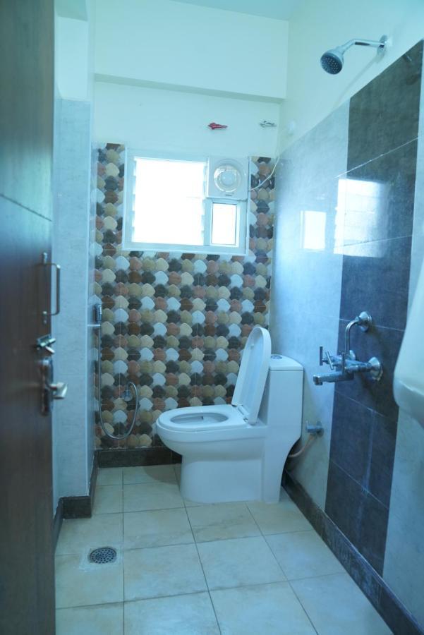 מלון טירופאטי Durga Residency מראה חיצוני תמונה